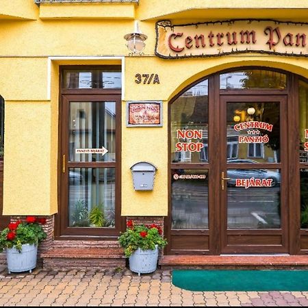 Centrum Panzio Дебрецен Экстерьер фото